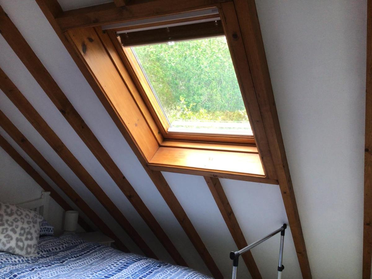 Cozy Camborne Studio Retreat With Two Single Beds Exteriör bild